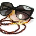 Gintarinis akinių laikiklis