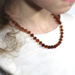 Gintariniai vaikiški karoliai