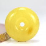 Natūralus, gintaro gabaliukas amuletas