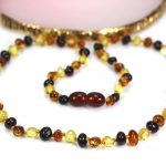 Gintariniai vaikiški karoliai