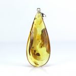 Didelis pakabukas su voro inkliuzu