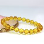 Skaidri Baltijos gintaro apyrankė, idealiai apvali