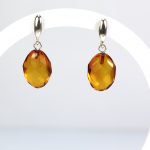 Amazing amber earrings oval shape, faceted