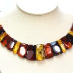 Prabangi natūralaus Baltijos gintaro koljė