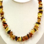 gydomieji gintaro karoliai