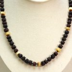 Gintariniai vyriški karoliai