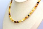 Baltic amber necklace from round amber beads - Image 5
