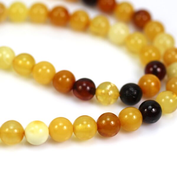 Gintariniai karoliai