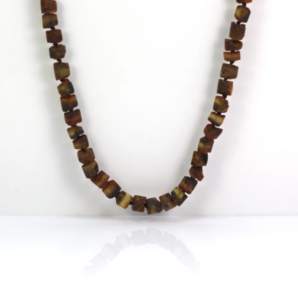 Gintariniai vyriški karoliai