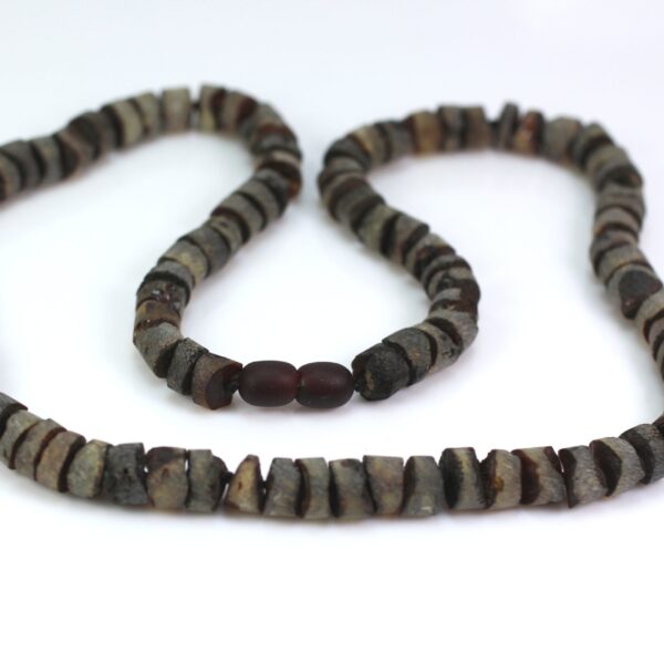 Gintariniai vyriški karoliai