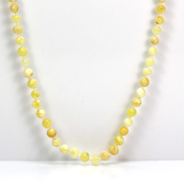 Gintariniai karoliai