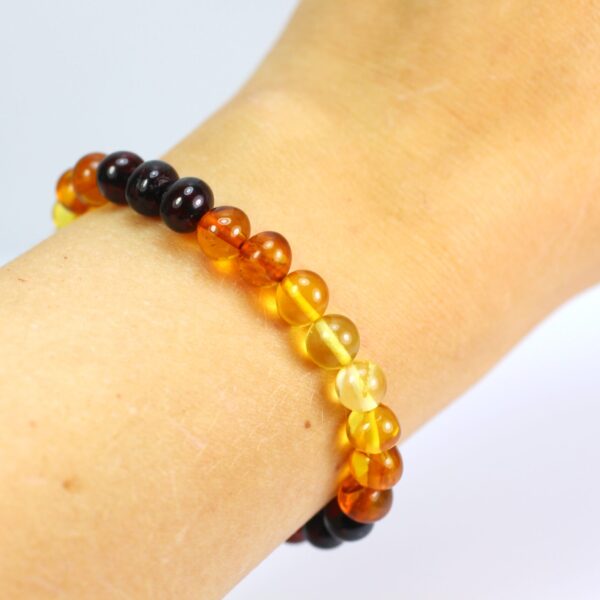 Gintarinė apyrankė