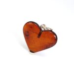 Gintarinis pakabukas širdelė