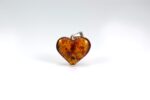 Gintarinis pakabukas širdelė
