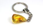 Gintarinis raktų pakabukas