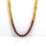 Gintariniai karoliai