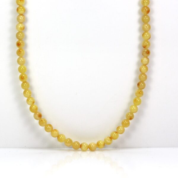 Gintariniai karoliai