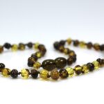 Gintariniai vaikiški karoliai