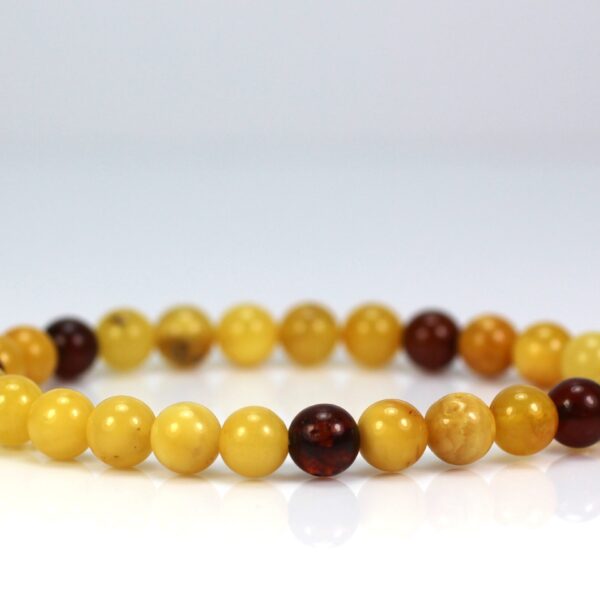 Gintarinė apyrankė