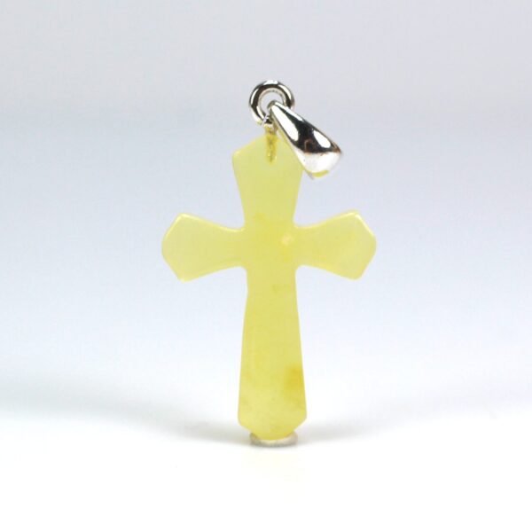 Gintarinis pakabukas kryželis