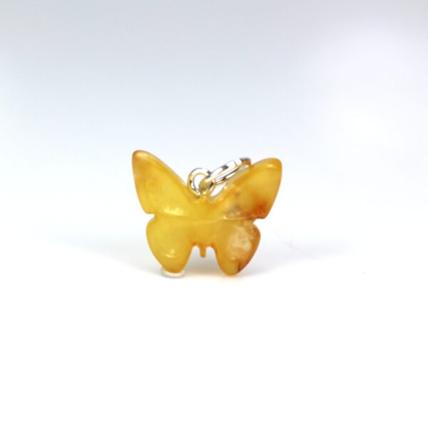 Gintarinis pakabukas drugelis