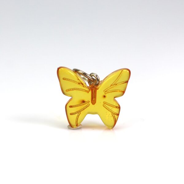 Gintarinis pakabukas drugelis