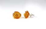 Gintariniai auskarai rožytės