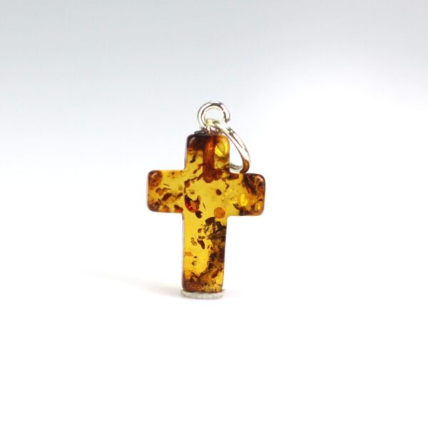 Gintarinis pakabukas kryželis