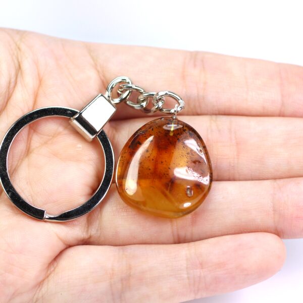 Gintarinis raktų pakabukas