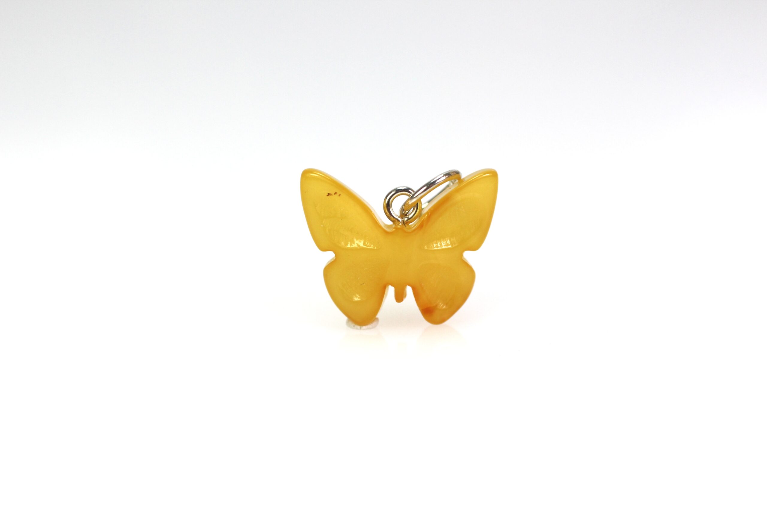 IMG_1305 Gintarinis pakabukas drugelis