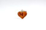 Gintarinis pakabukas širdelė