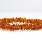 Neapdirbto gintaro apyrankė