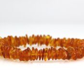 Neapdirbto gintaro apyrankė