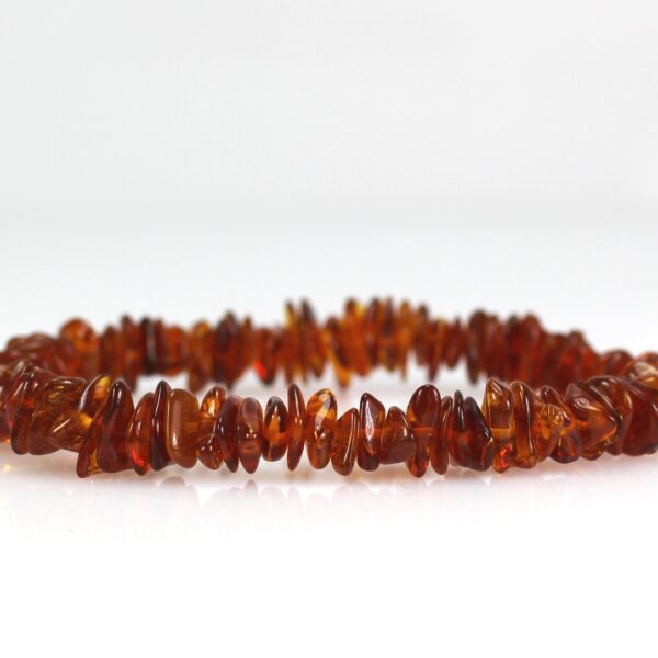 Neapdirbto gintaro apyrankė