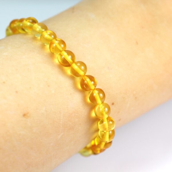 Gintarinė apyrankė