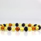 Gintarinė apyrankė