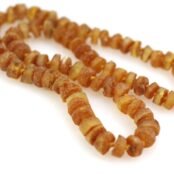 Gintariniai vyriški karoliai