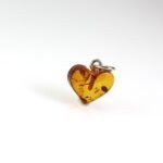 Gintarinis pakabukas širdelė