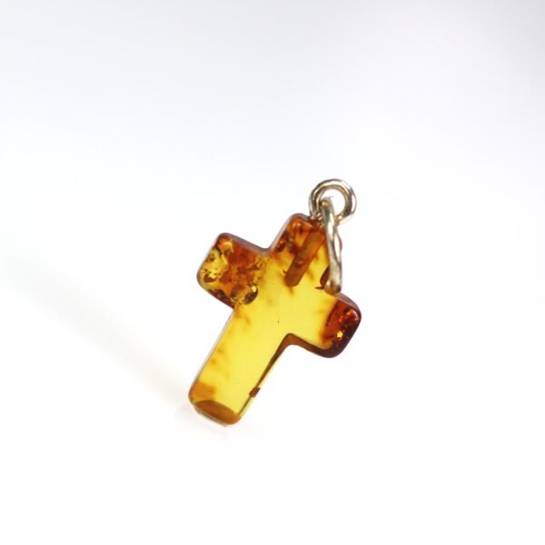 Gintarinis pakabukas kryželis