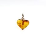Gintarinis pakabukas širdelė